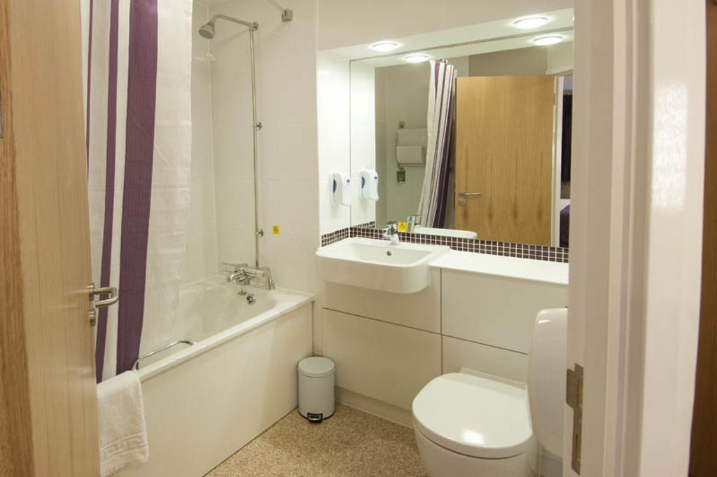 Premier Inn London Greenwich Exterior foto