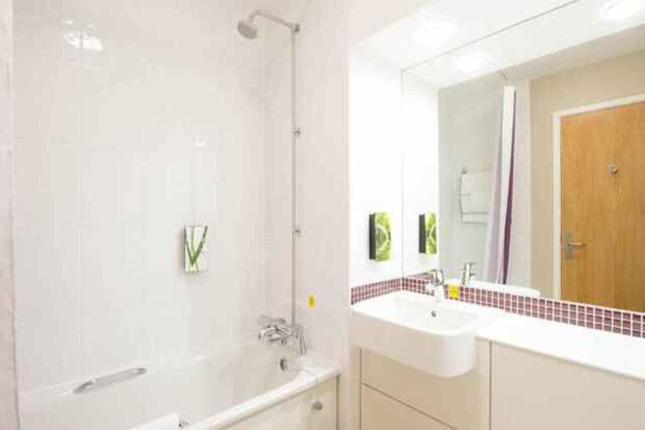 Premier Inn London Greenwich Exterior foto